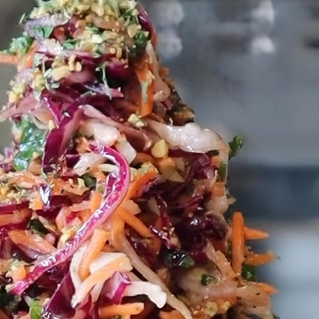 JUNGLE SLAW.